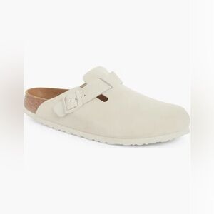 Women’s Birkenstock Boston Soft Footbed Clog in Antique White